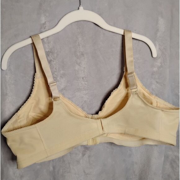 Mastectomy Bra One Of Many - Picture 2 of 3